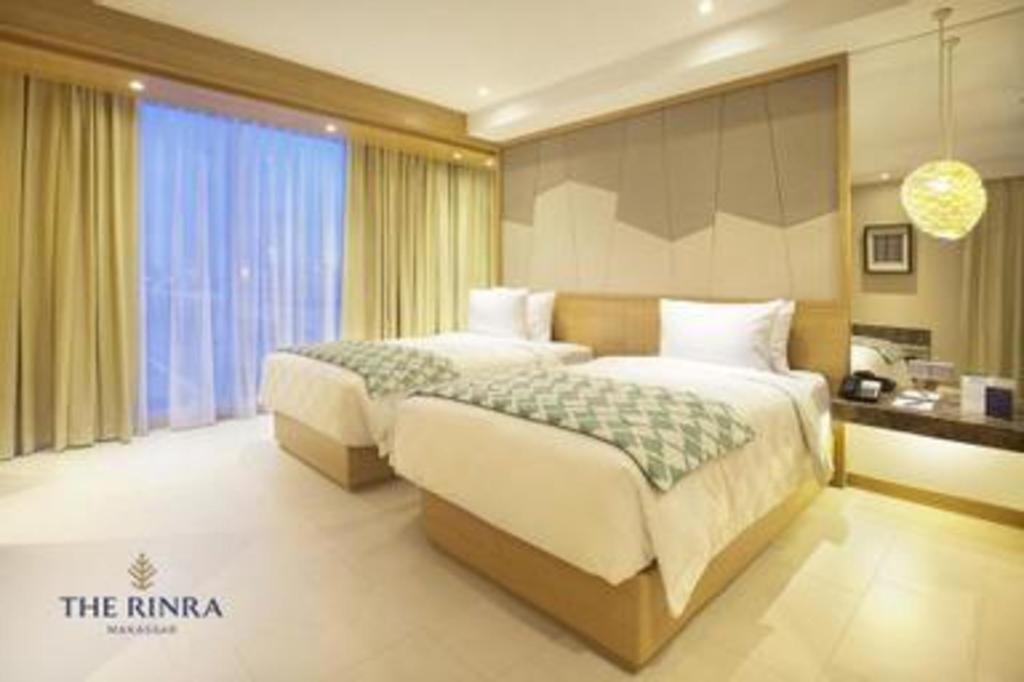 The Rinra Hotel Makassar Exterior foto