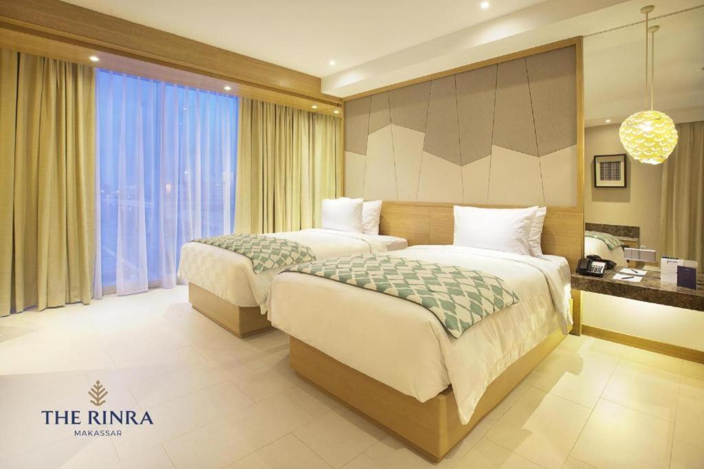 The Rinra Hotel Makassar Exterior foto