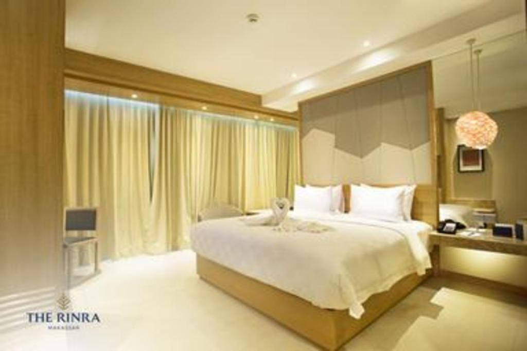 The Rinra Hotel Makassar Exterior foto